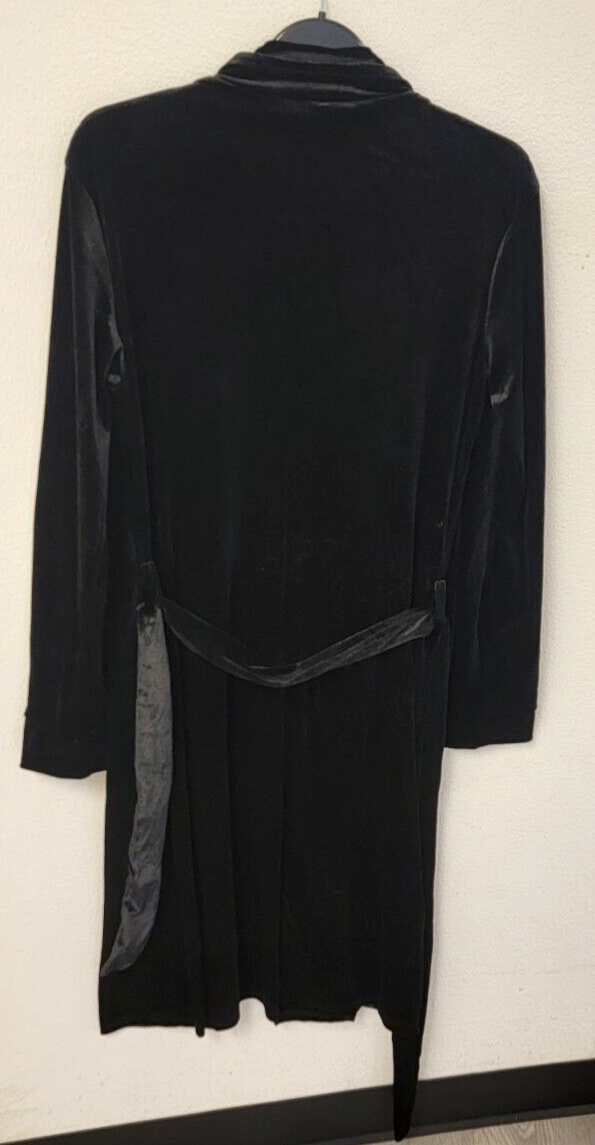 Worn Once R. Vivimos Robe/Nightgown, Size Small, Black, 100% Polyester