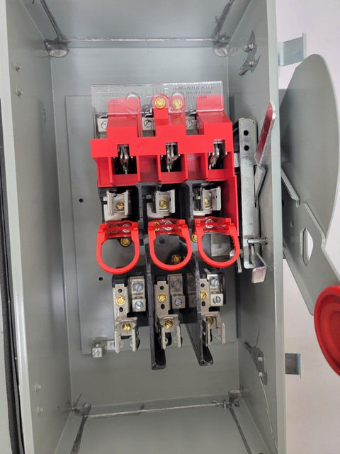 Eaton NSB DH361FDK Safety Switches DH 3P 30A 600V 50/60Hz 3Ph Fusible 3Wire EA N