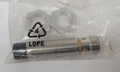 Allen Bradley 872C-DH4NP12-D4 12mm Barrel Inductive Proximity Sensor Y