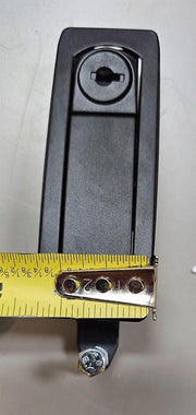 Qty 1Southco Compression Latch, Flush, Locking C2-99-311 w/ Key (006-8613917)