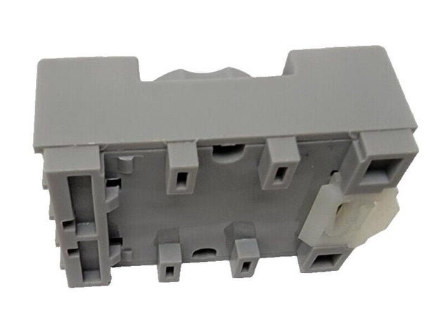 Allen Bradley 700-HN125 Relay Socket, for use w/ 700-HA32 & 700-HR REL