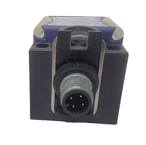 Telemecanique XS8C2A1PCM12 Inductive Proximity Switch DC, PNP, NO/NC 4-Wire
