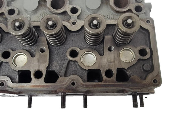 Kubota 3.8L Yale Nacco Cylinder Head 582047832 - Parts / Repair - cracked cylind