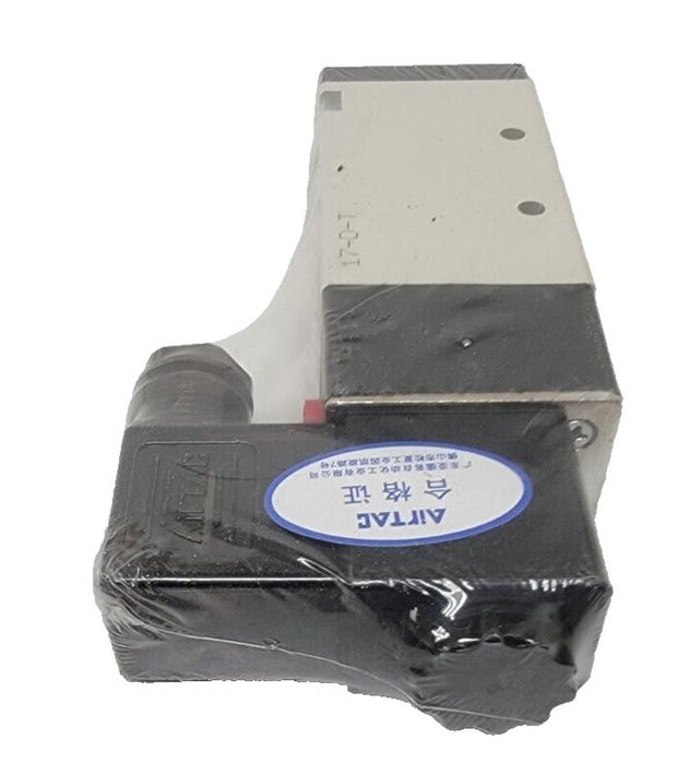 AirTac Solenoid Valve Model 4V31010BT DC24V NPT - New, Sealed