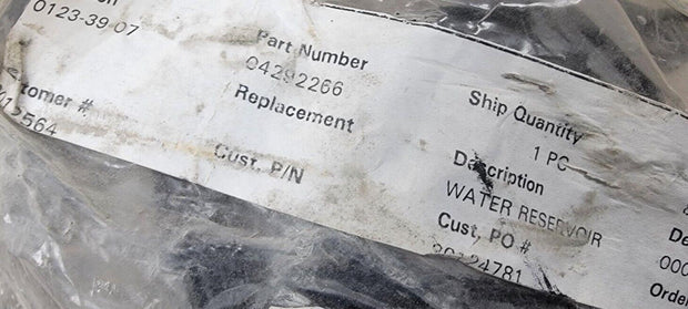NeDeutz Engine Water Reservoir For Diesel Engine 04292266 (Fits TCD2013 Engines)