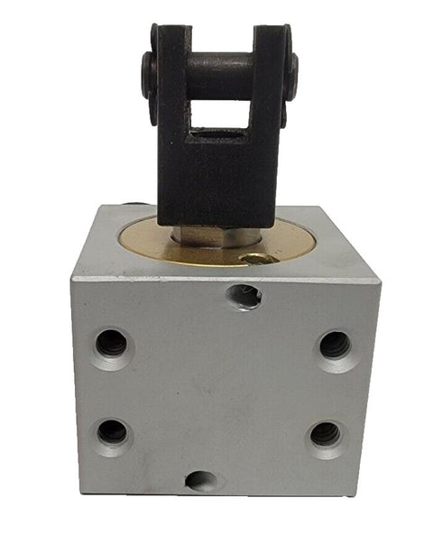 Compact Q88-1440-A Pneumatic Cylinder Block 1/2" Stroke With 3/8" Clevis