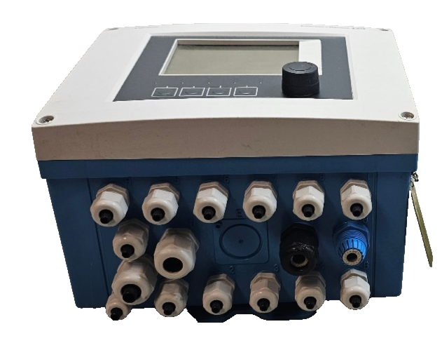 Endress Hauser Liquiline CM442 Multichannel Transmitter/Controller IP6 ...