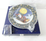 Pipka Decorative Christmas Plate Santa & The Christmas Moon 944/1200 Limited Edi