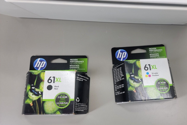 HP Deskjet 2540 All-In-One Inkjet Printer - For Parts / Repair.