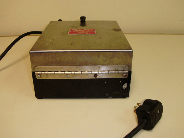 Lipshaw Electric Lab Drier Model 207 115 V 2.7 Amp, tested in good working order
