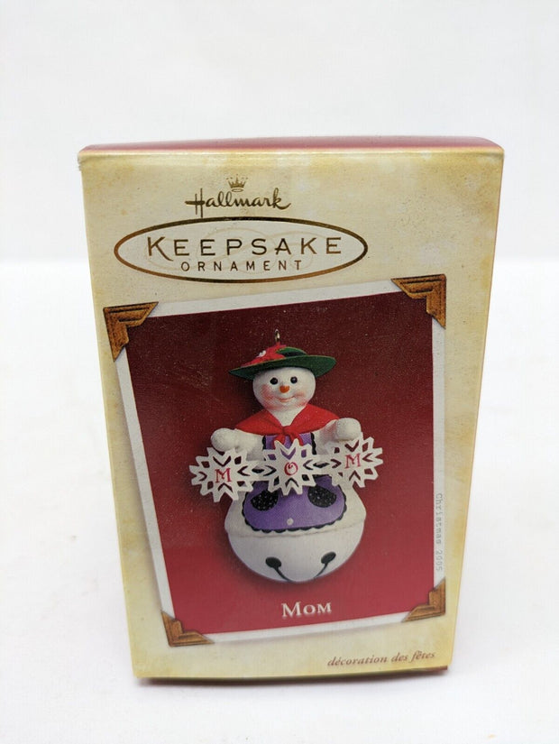 Hallmark Keepsake Christmas Ornament QXG4665 Mom Snowman