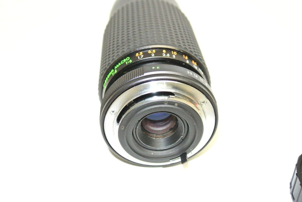 Focal MC Auto Zoom 1:4.5, 80-200mm Telephoto Lens (Pentax K)