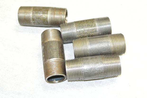 Steel Nipple Threaded Pipe Fitting, 1" OD x 2-1/2" Length - Lot of 5