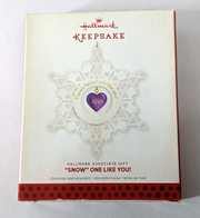 2013 Hallmark Keepsake "Snow" One Like You! Christmas Ornament Star Purple Heart