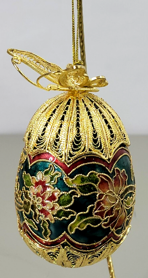 Vintage Victorian Era Fabrege Egg Ornament Beautiful Pattern w/ Butterfly Green