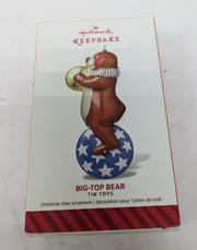 Hallmark Keepsake QX9236 Christmas Ornament Big Top Bear Tin Toys