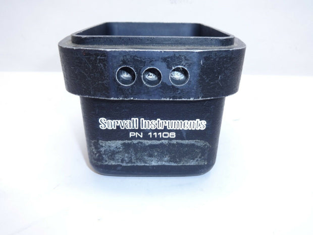 Sorvall Instruments Centrifuge Rotor Swing Bucket PN 11106, rectangular bucket