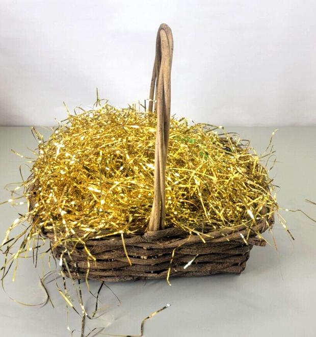 Nice Medium Sized Wood Stick Woven basket / Easter Basket.  Handled, 10x9x11"