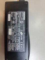 Lot 5 PCS Toshiba 15V 5A 45W Laptop AC power Adapter 6.3mm/3.0mm Tip