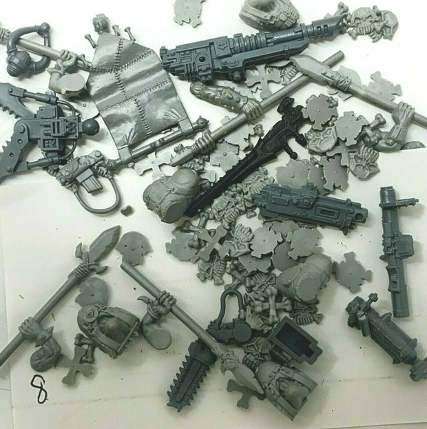 Warhammer- Lot of Pieces: Variety Pack #8 Heads/Arms/Legs/Torsos/Weapon