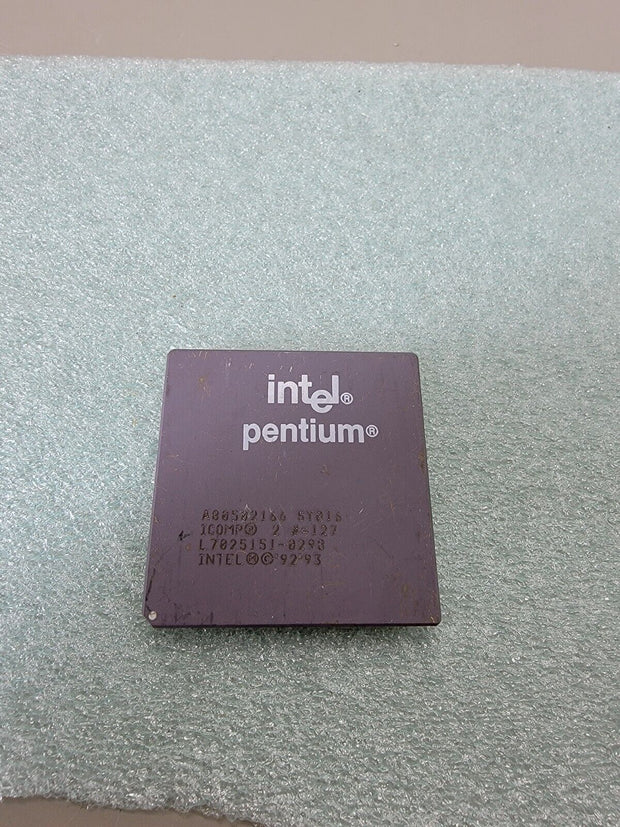 Intel Pentium Socket 7 CPU SY016 A80502166 166MHz Ceramic Vintage Processor GOLD