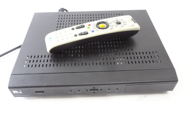 DirectTV Satellite Reciever D10 / D100 w/ remote, power cord