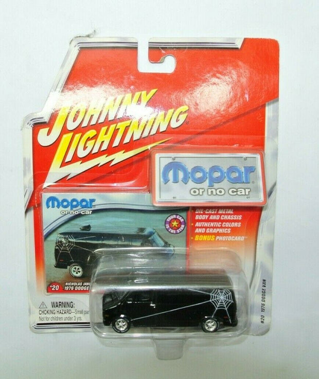Johnny Lightning Mopar or no Car #20 1976 Dodge Van Spiderweb