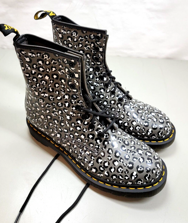 Dr Martens 1460 Smooth Leather Leopard Boot Women's 9 US, 7 UK, EU 41, New!