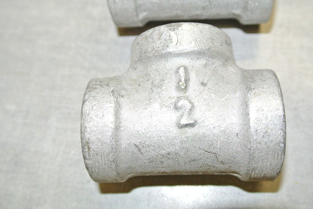 Pipe Fitting Tee - Malleable Iron, 1/2 in NPT x 1/2 in NPT x 1/2 in NPT - Qty 2