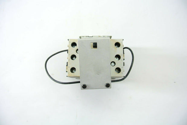 Siemens 3TF4411-0A Contactor Relay with #TY7561-1A