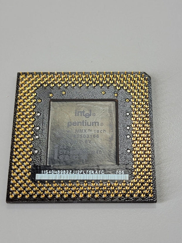Vintage Intel Pentium w/MMX tech 166 FV80503166 SL27H/2.8v Socket 7 CPU Gold!!