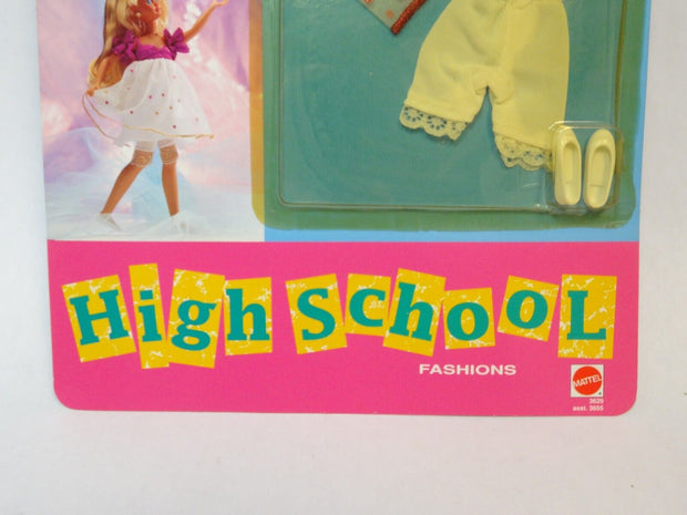 1992 Mattel Barbie Skipper Courney High School Fashions NRFB