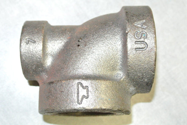 ANVIL Galvanized Iron Reducing Tee, 1-1/4" x 1-1/4" x 3/4" Pipe Fitting